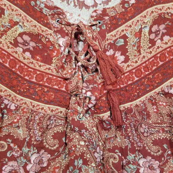 American Eagle Womens Medium Boho Peasant Top Red Paisley Balloon Sleeve Viscose - Picture 4 of 11